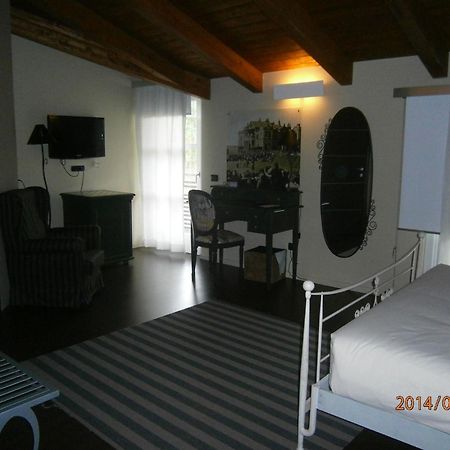 Foresteria Del Castello Torre Canavese Chambre photo